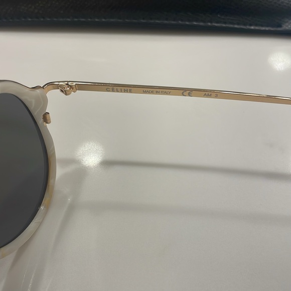 Celine White Tortoise Aviator Sunglasses - Never Worn - Picture 5 of 5